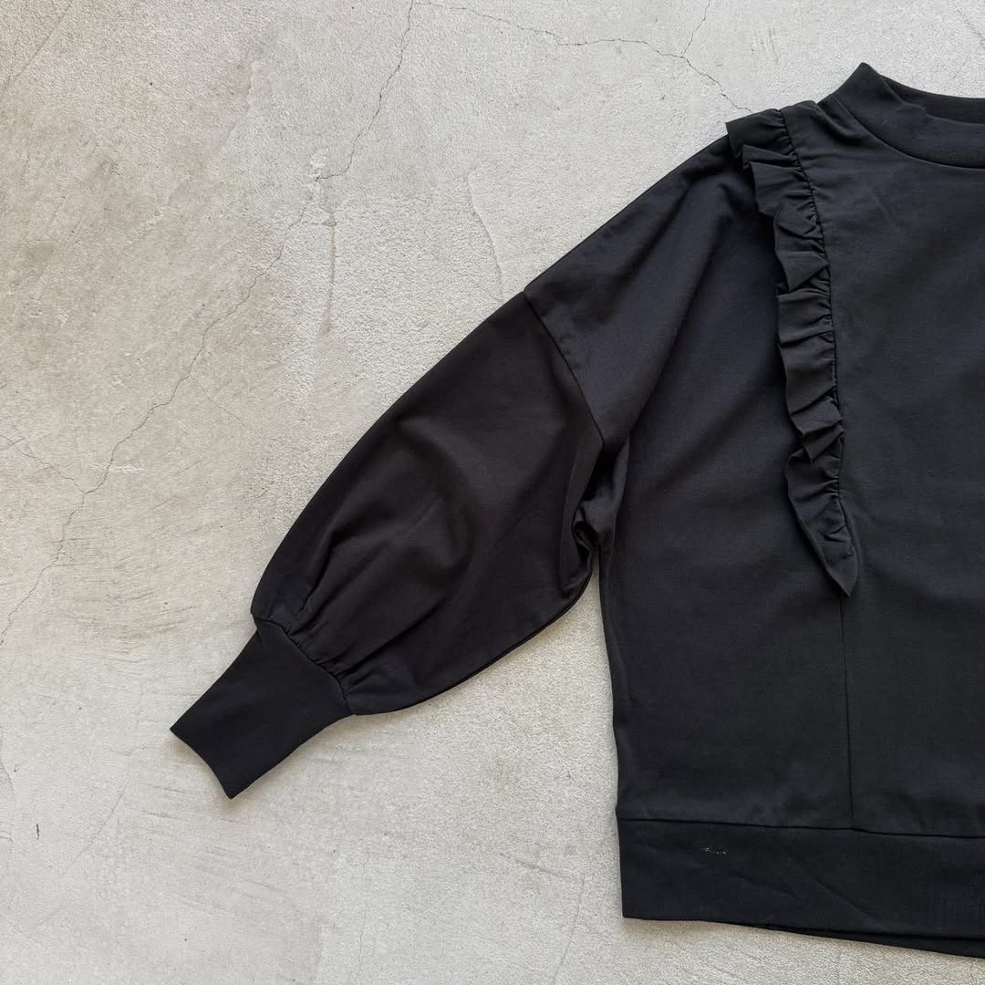 MAGALI コットン天竺ショルダーフリルカットソー