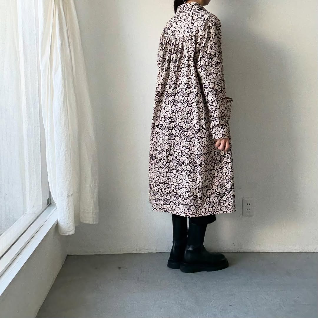 R&D.M.Co  ワイルドベリーヨークギャザーコート