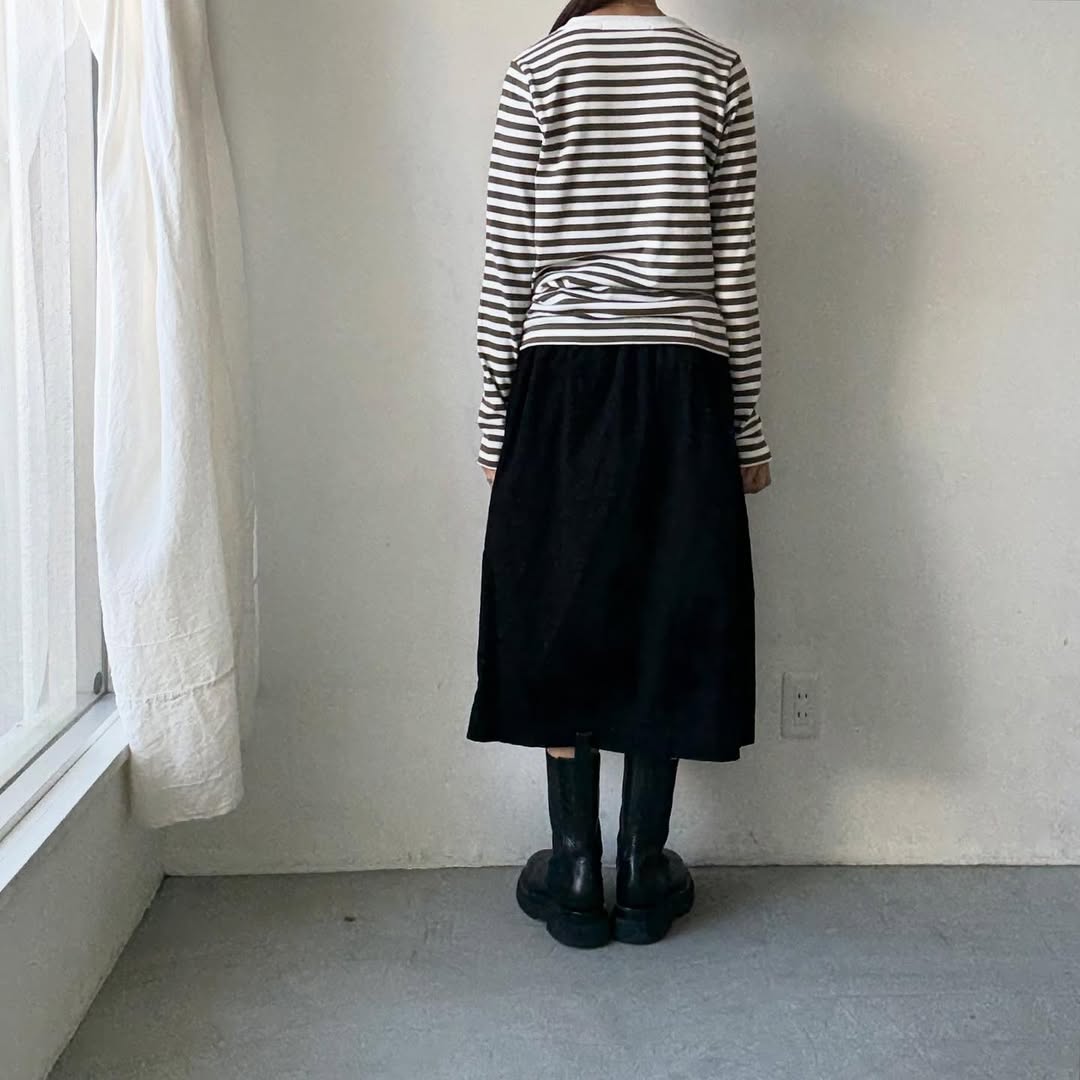 R&D.M.Co 裏起毛ボーダークルーネック長袖Tシャツ　ホワイト×カーキ