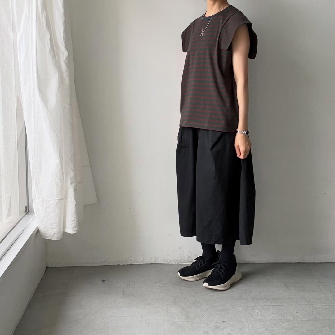 homspun  天竺ボーダーノースリーブプルオーバー　グリーン×ブラウン