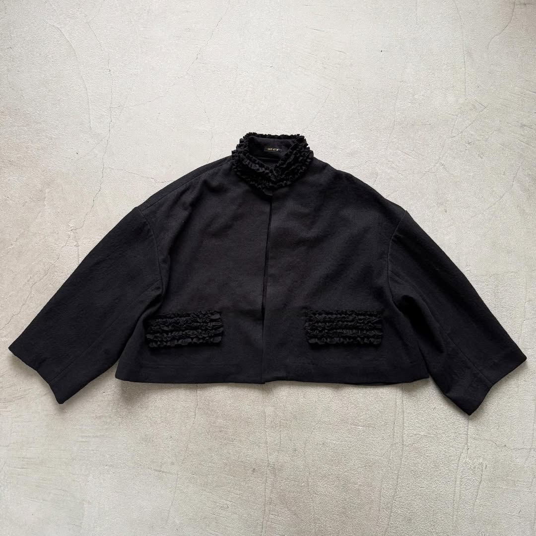 R&D.M.Co  フリルデコレーションジャケット　ブラック