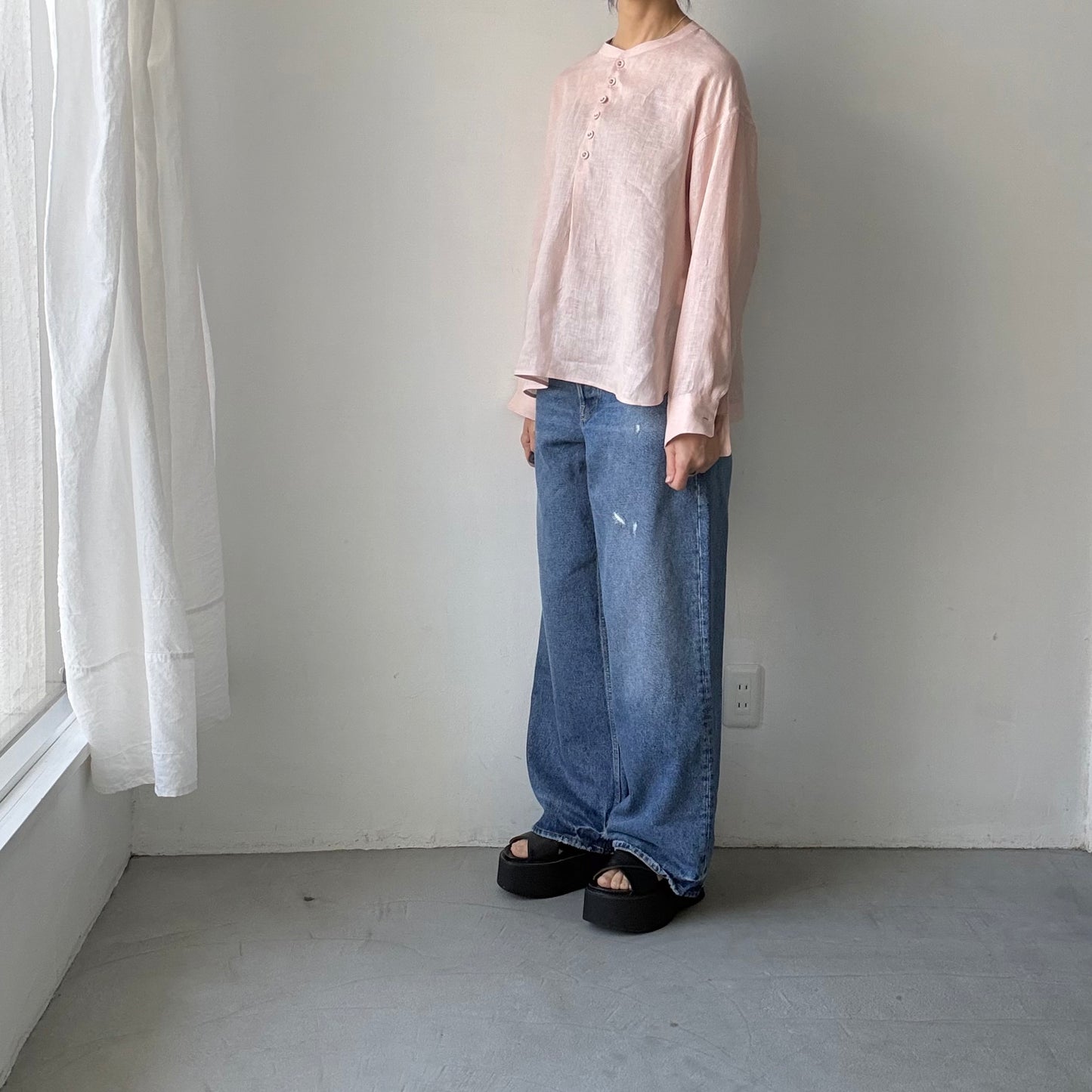 atelier naruse  リネンスモックブラウス　ペールピンク