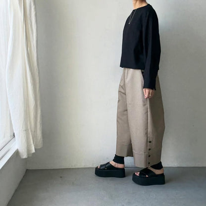 TENNE HANDCRAFTED MODERN オーバーオールパンツ　カーキ