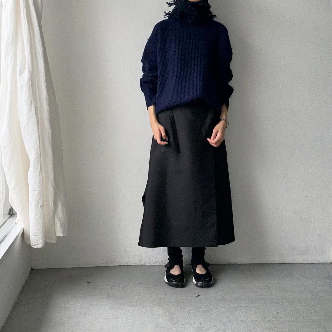 homspun ラムフリンジネックウォーマー　ネイビー