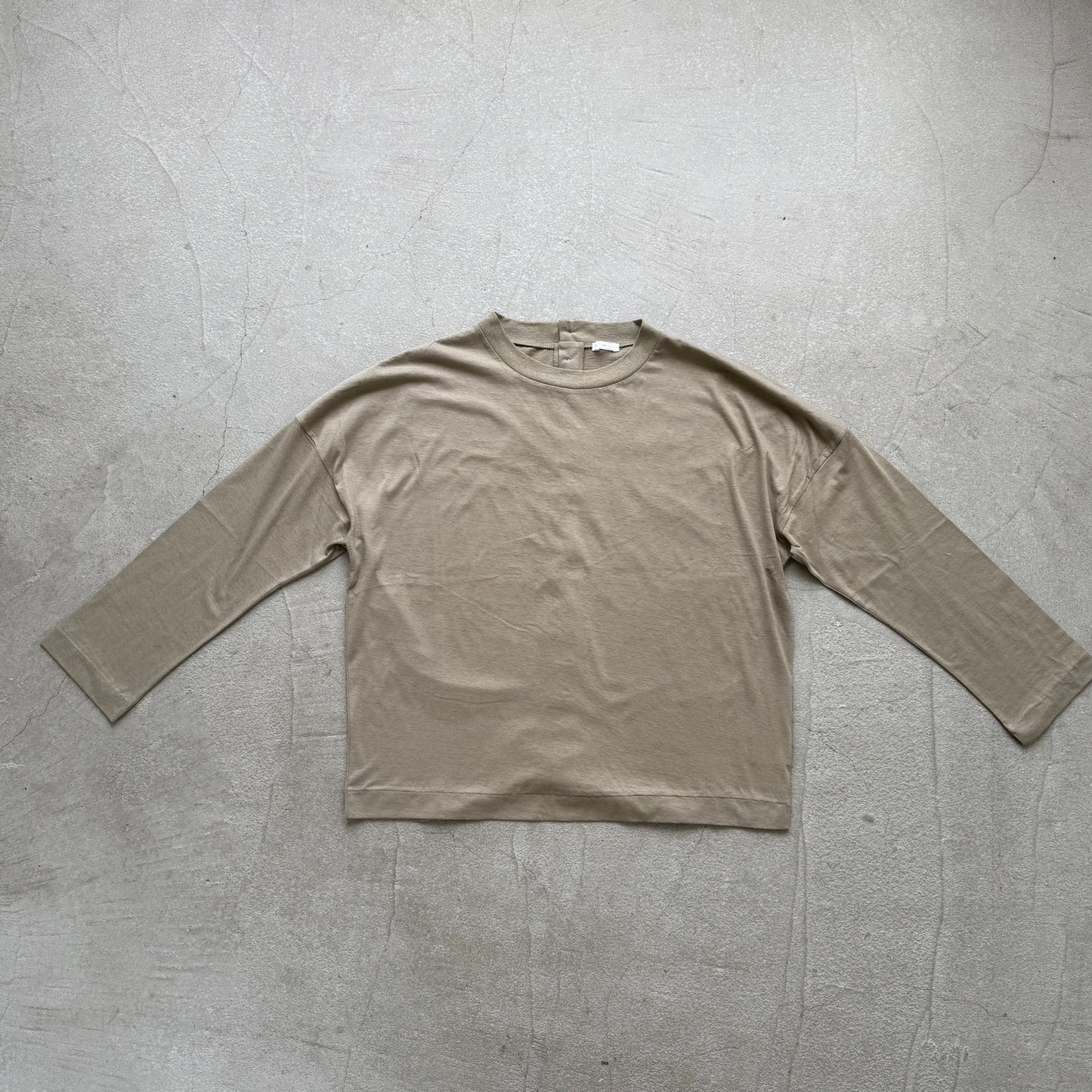 R&D.M.Co  ドロップキャンディボタンロングスリーブTシャツ　カーキ