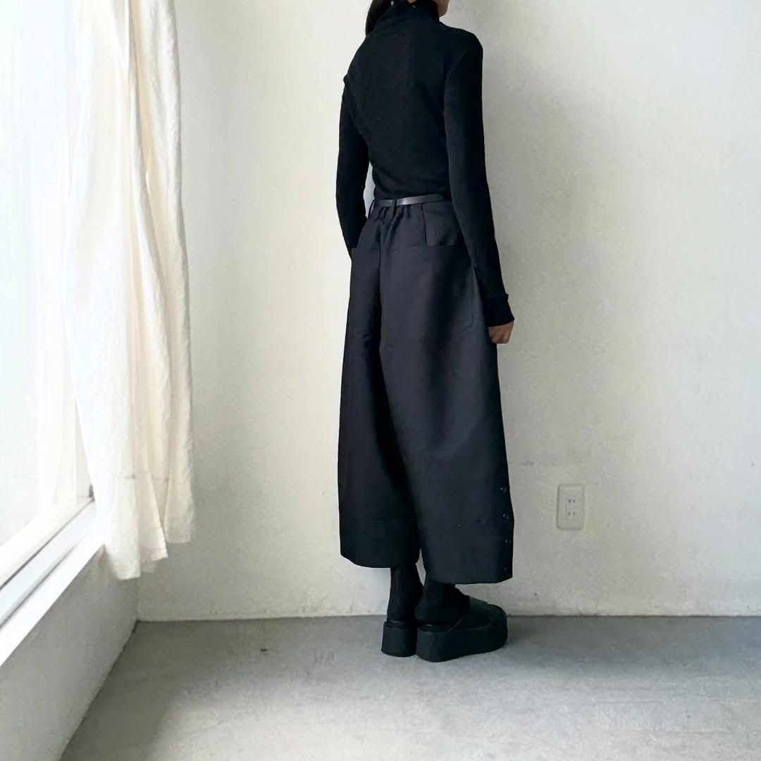 TENNE HANDCRAFTED MODERN オーバーオールパンツ　ブラック