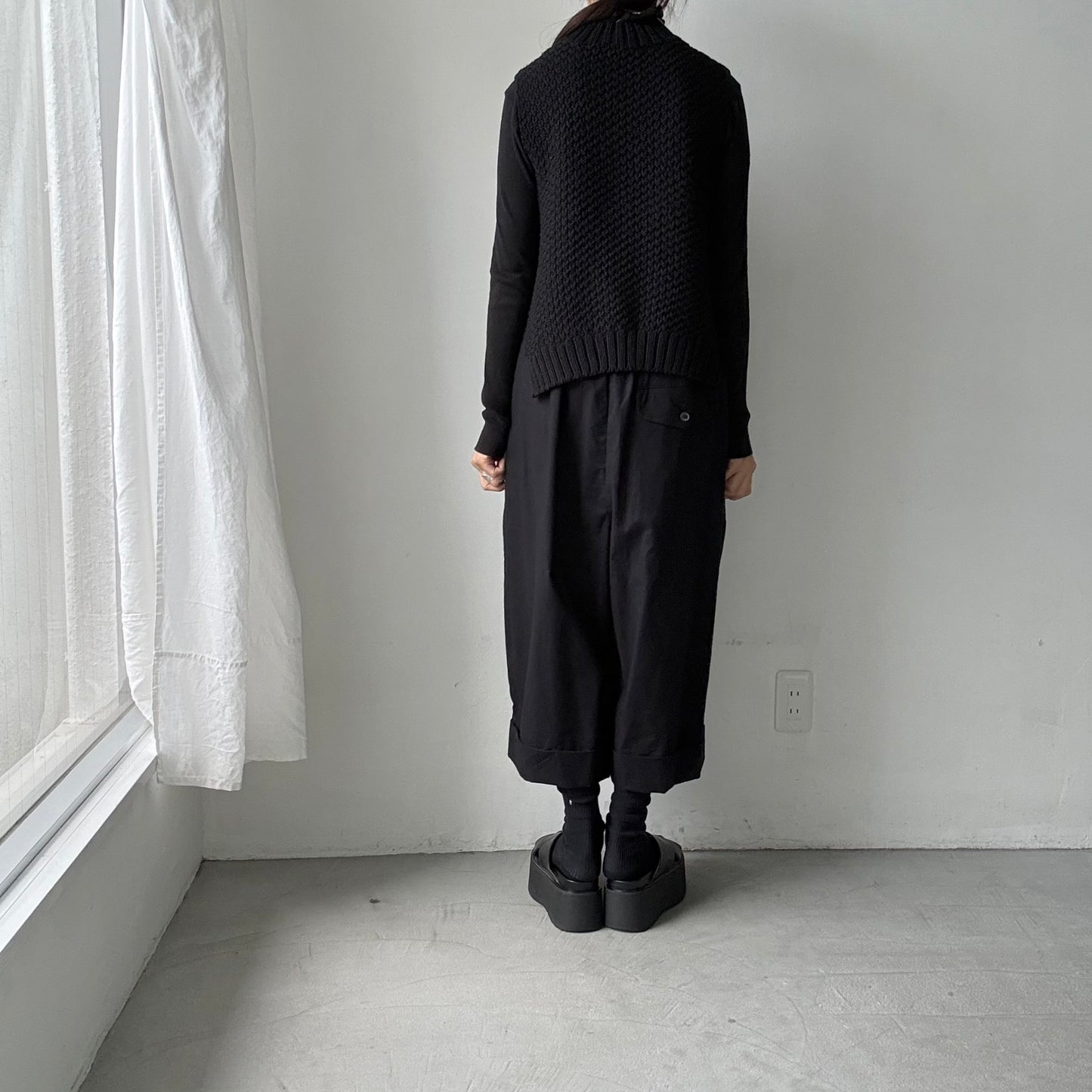 ゴーシュ  コットンポプリンワイドパンツ　ブラック