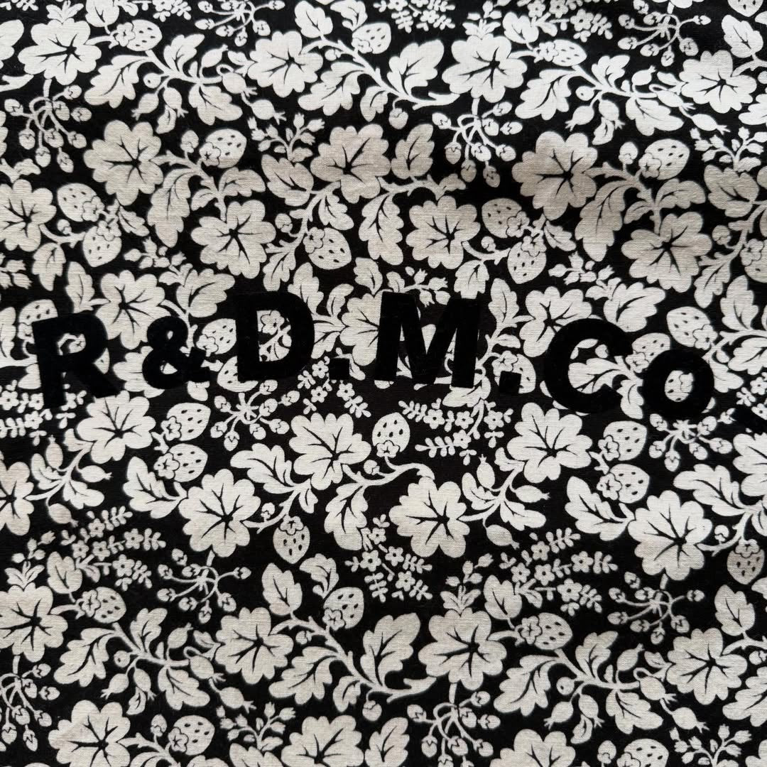 R&D.M.Co  ワイルドベリートートバッグ