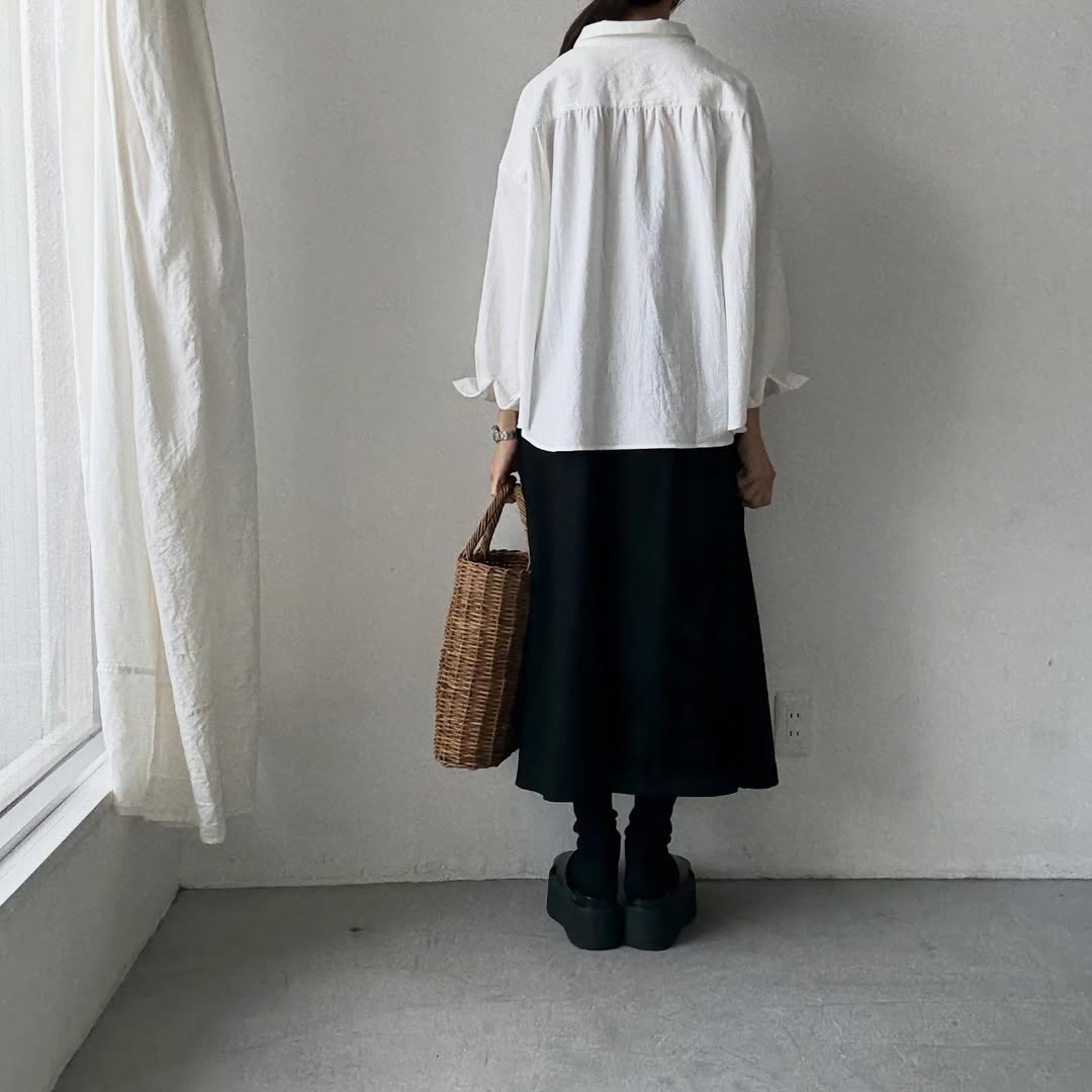 Linenya  コットン丸襟長袖ブラウス　ホワイト