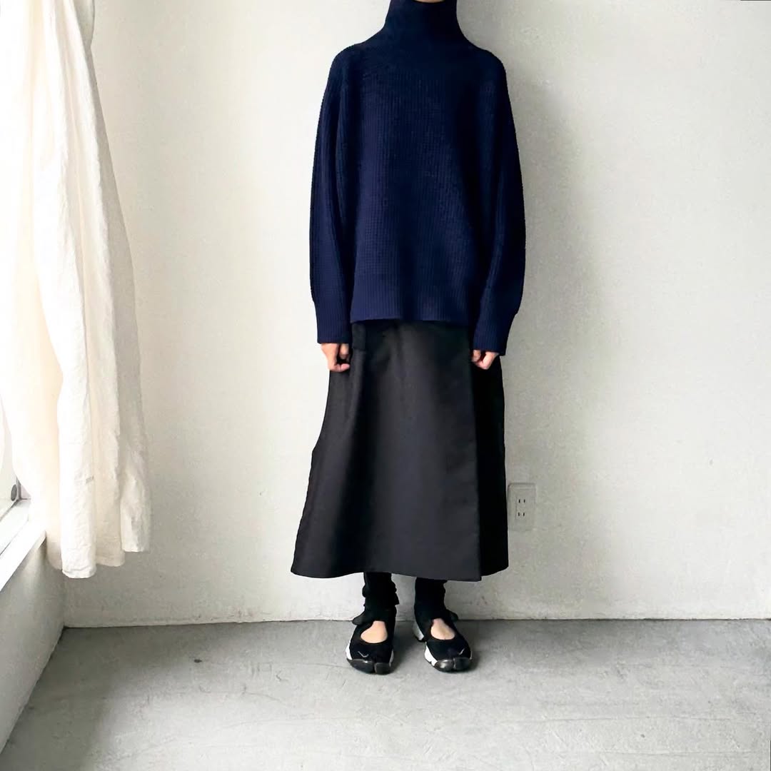 homspun メリノウールワッフル編みプルオーバー　ブルーネイビー