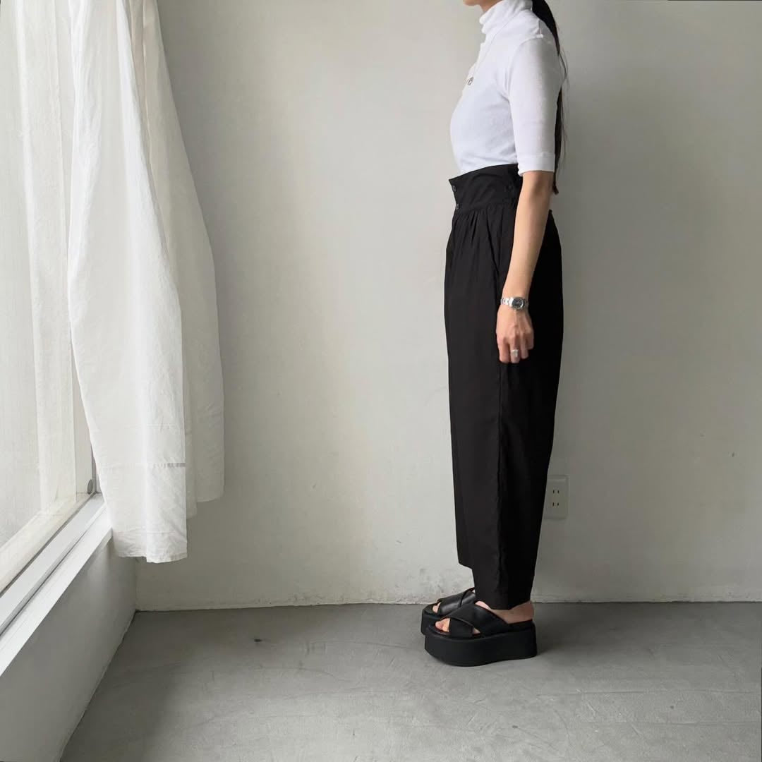 ゴーシュ  タイプライターサイドアジャストワイドパンツ