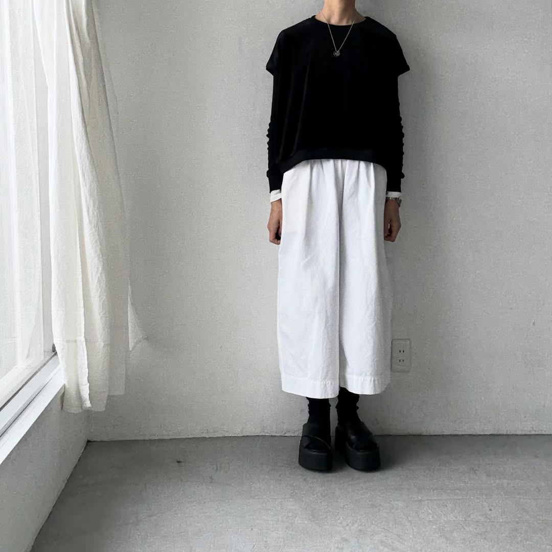 Linenya  ベロアベスト