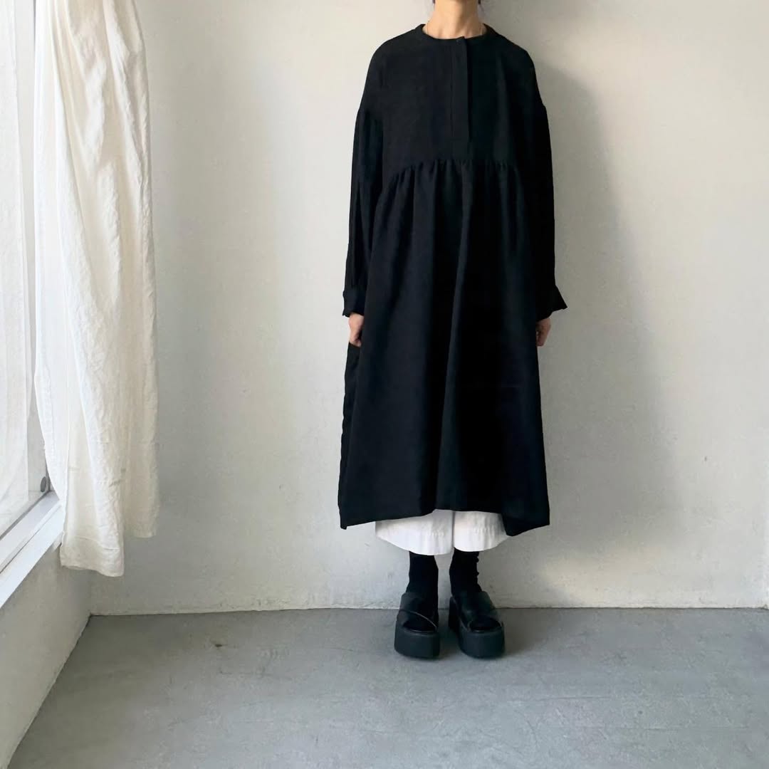 dui jujudhau  フライフロントドレス