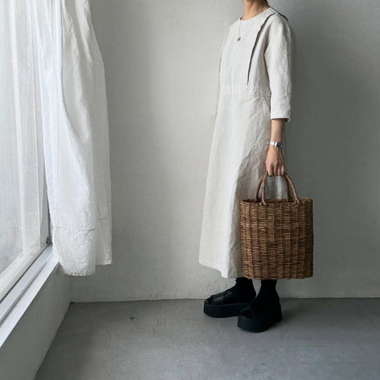 MAGALI ハイカウントコットンリネングレースドレス　オートミール