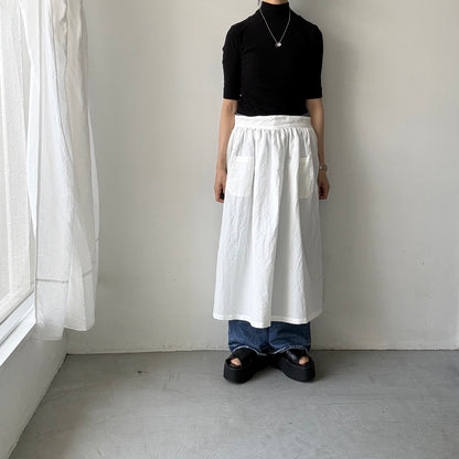 R&D.M.Co  コットンリネンシルクワッシャーサロンエプロン　ホワイト