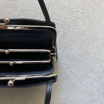 松野屋　持ち手付きがま口財布