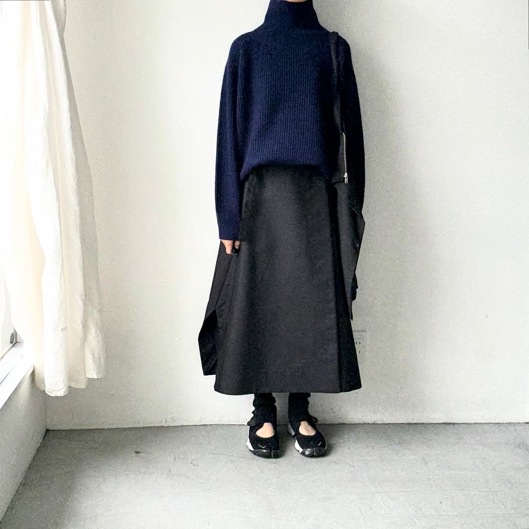 homspun メリノウールワッフル編みプルオーバー　ブルーネイビー