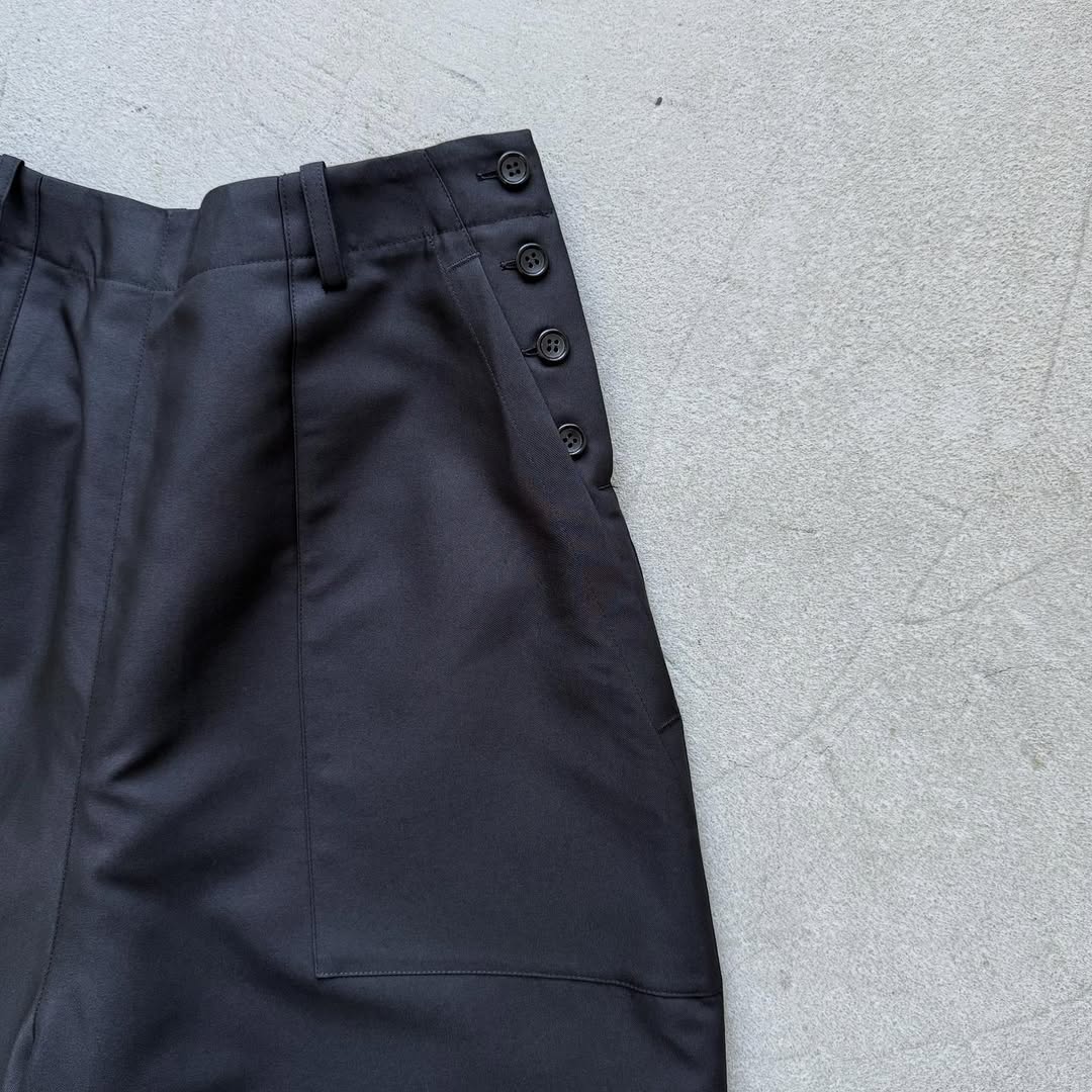 TENNE HANDCRAFTED MODERN オーバーオールパンツ　ブラック