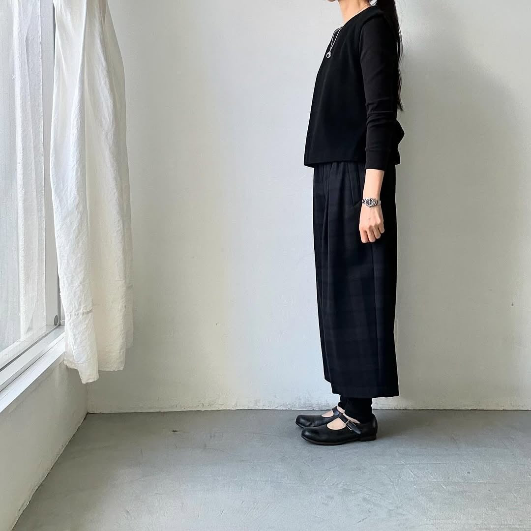 atelier naruse ウールフラノガウチョパンツ – blanc