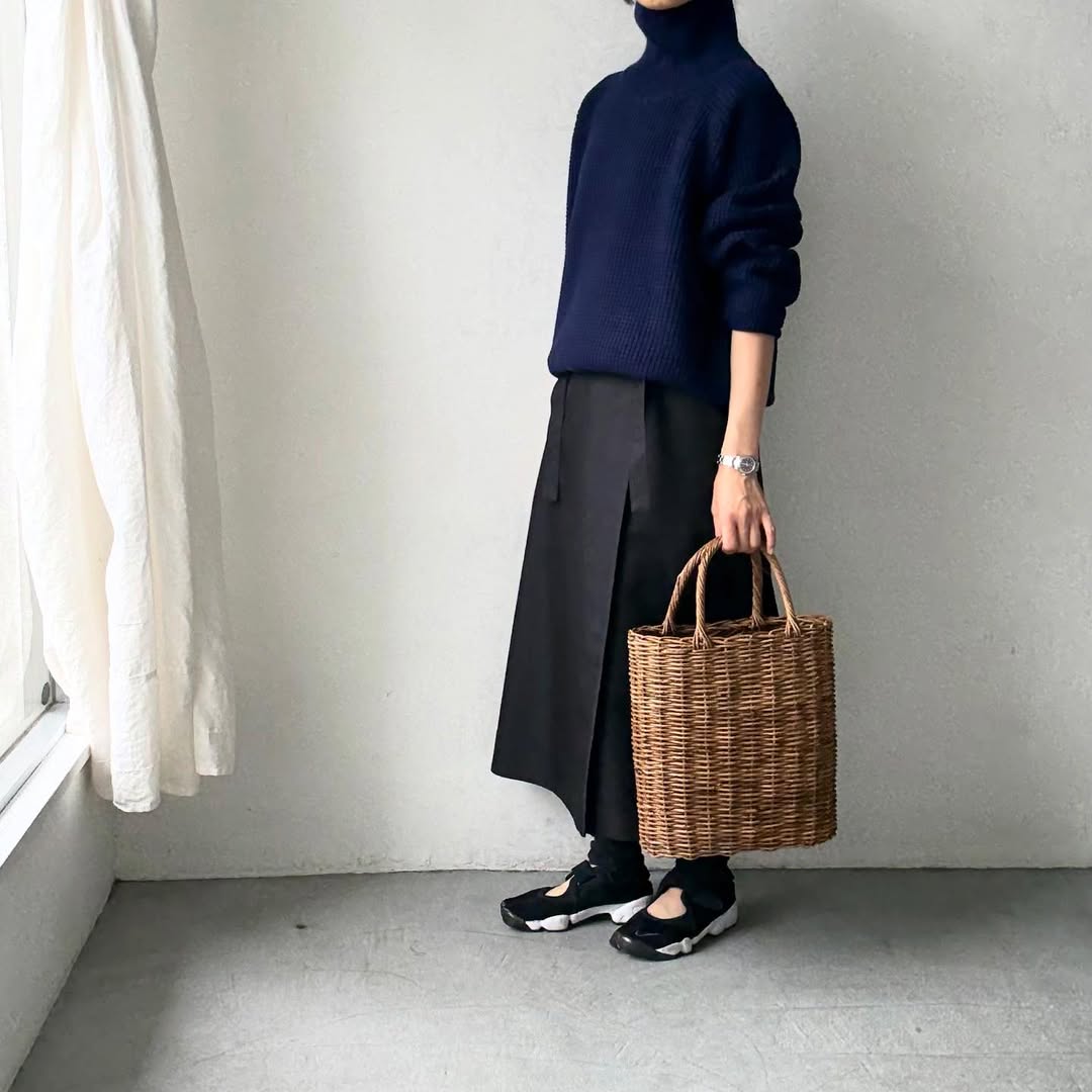 homspun メリノウールワッフル編みプルオーバー　ブルーネイビー