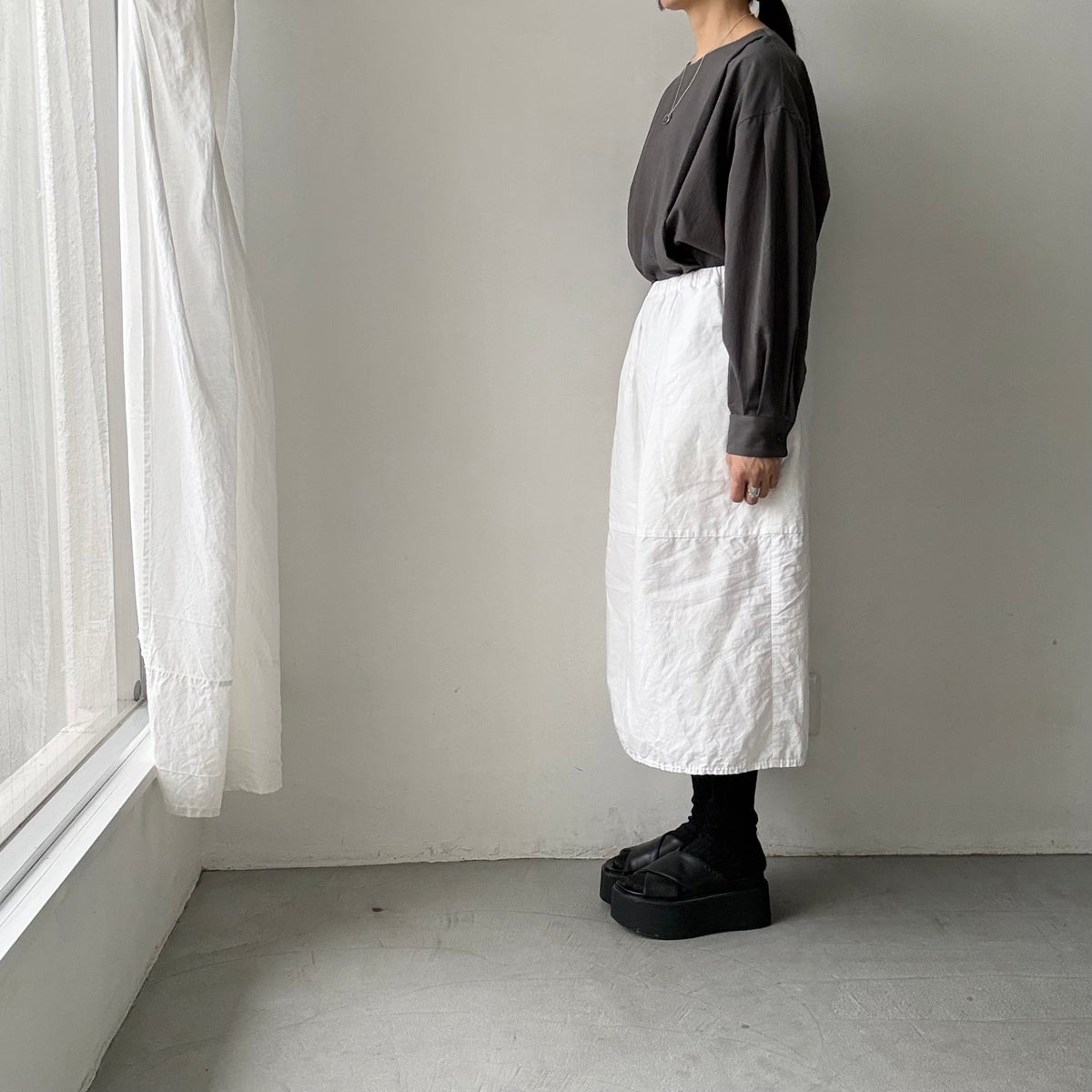 atelier naruse  オーガニックコットンタックブラウス