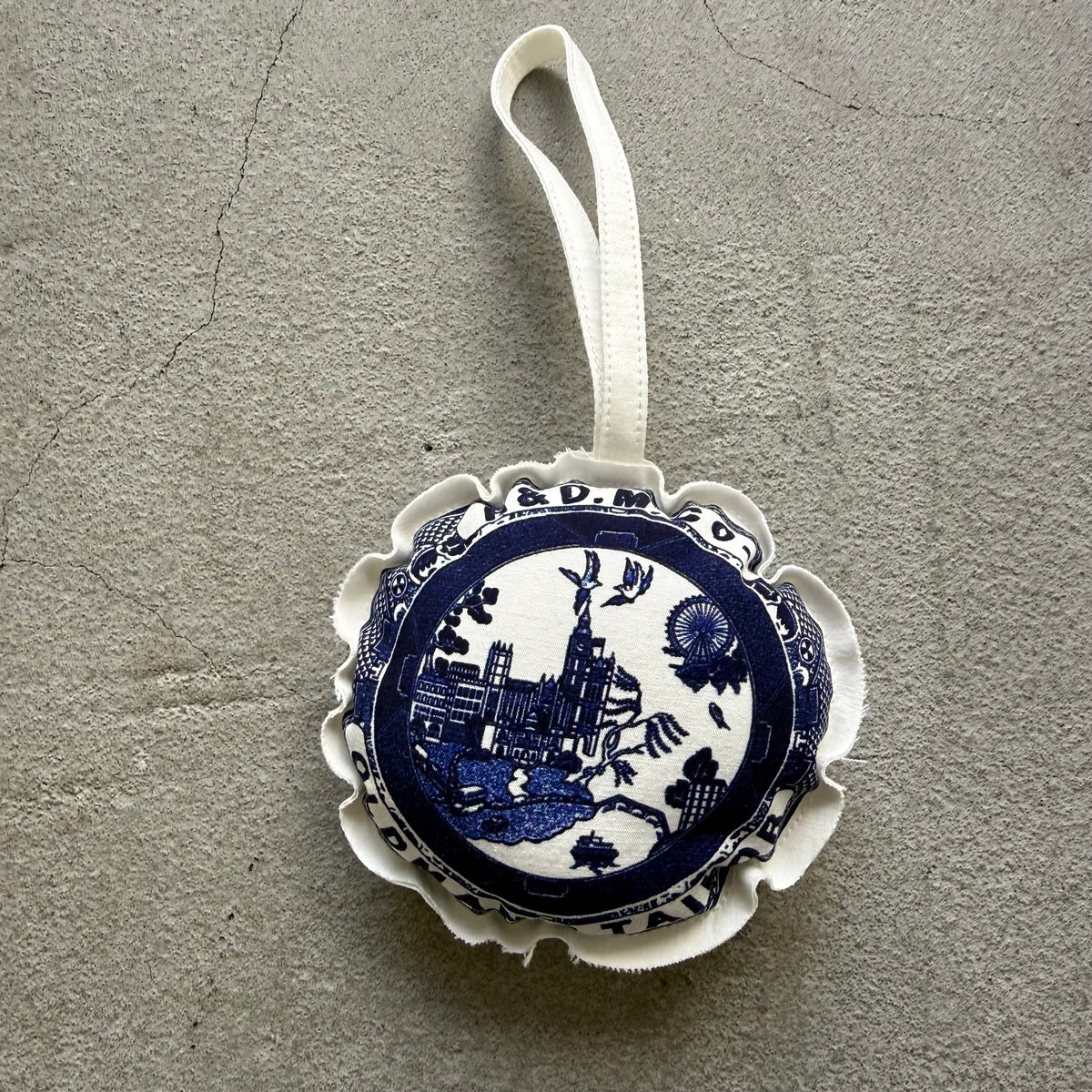 R&D.M.Co  BLUE WILLOW  ファブリックチャーム