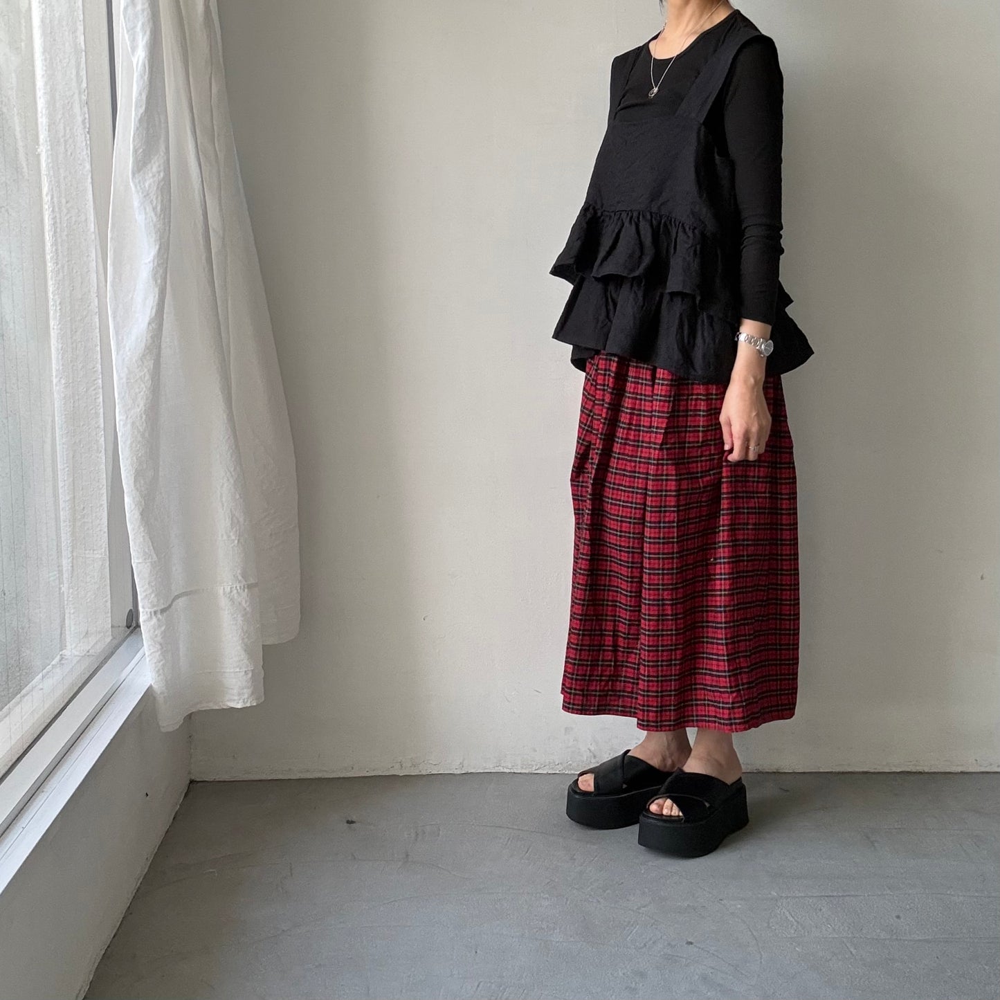🟡週末入荷分予約受付中🟡cion リネンガーゼティアードビスチェ