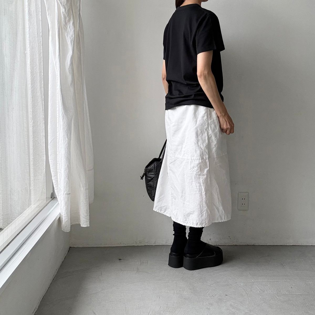 OLDMANS TAILOR   ブラシストロークプリント半袖Tシャツ　ブラック