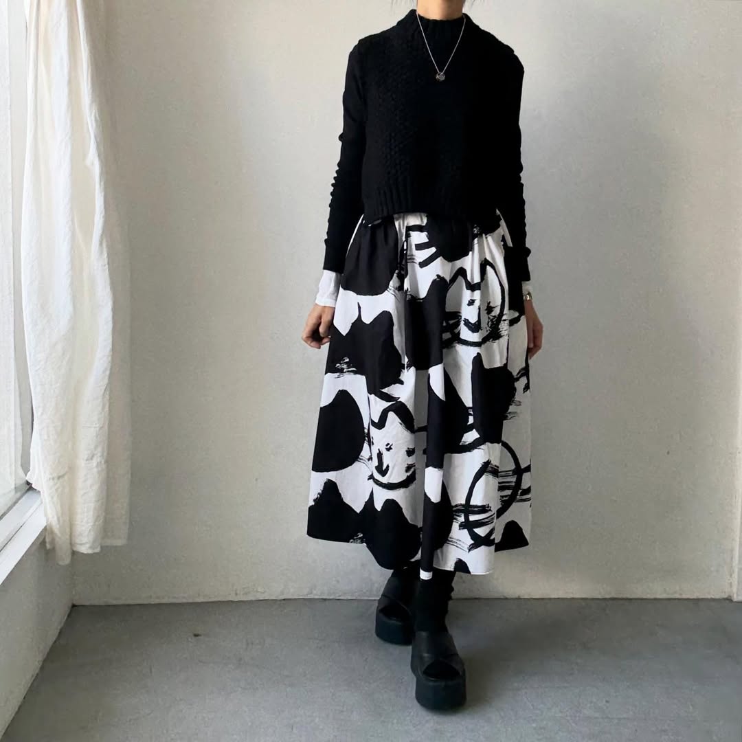 ayanoguchiaya　ネコ柄タックワイドスカート(blanc別注)