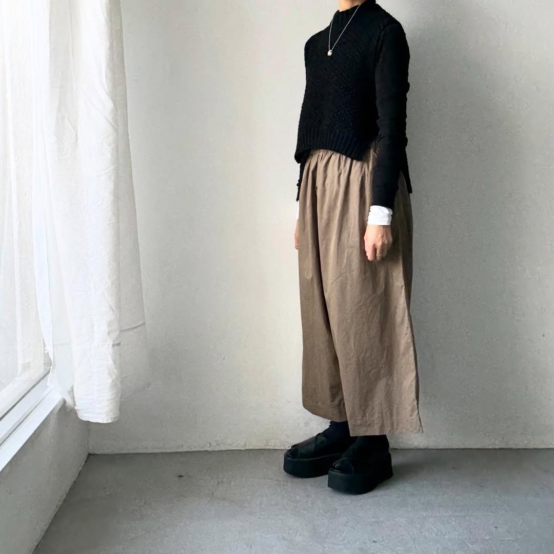 jujudhau  デッドストックコットンワイドパンツ　カーキ