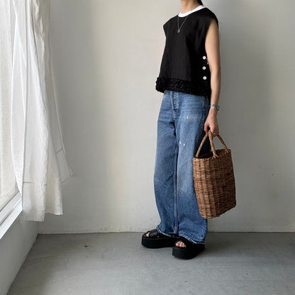 R&D.M.Co  リネンガーメントダイフリルデコレーションボタンビブ