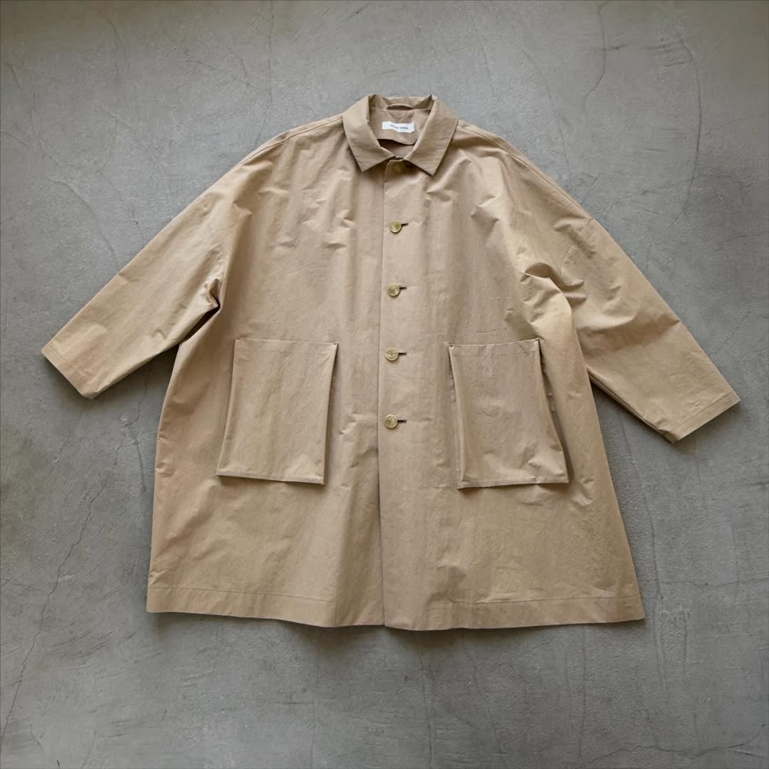 atelier naruse コットンナイロンタフタフーデットコート　ベージュ