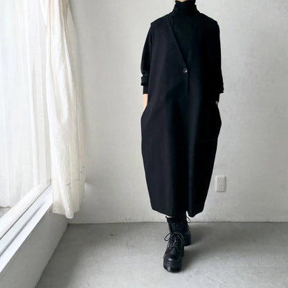 atelier naruse ウールタートルネックニット　ブラック