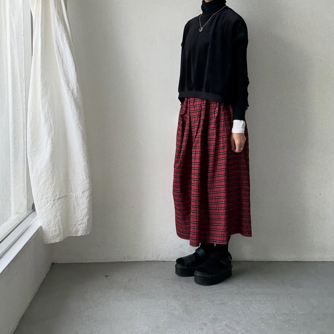 Linenya  ベロアベスト