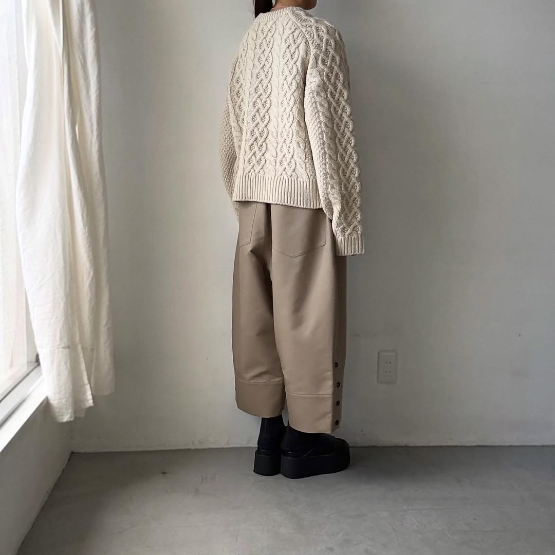 TENNE HANDCRAFTED MODERN ボリュームスリーブアランニットプルオーバー