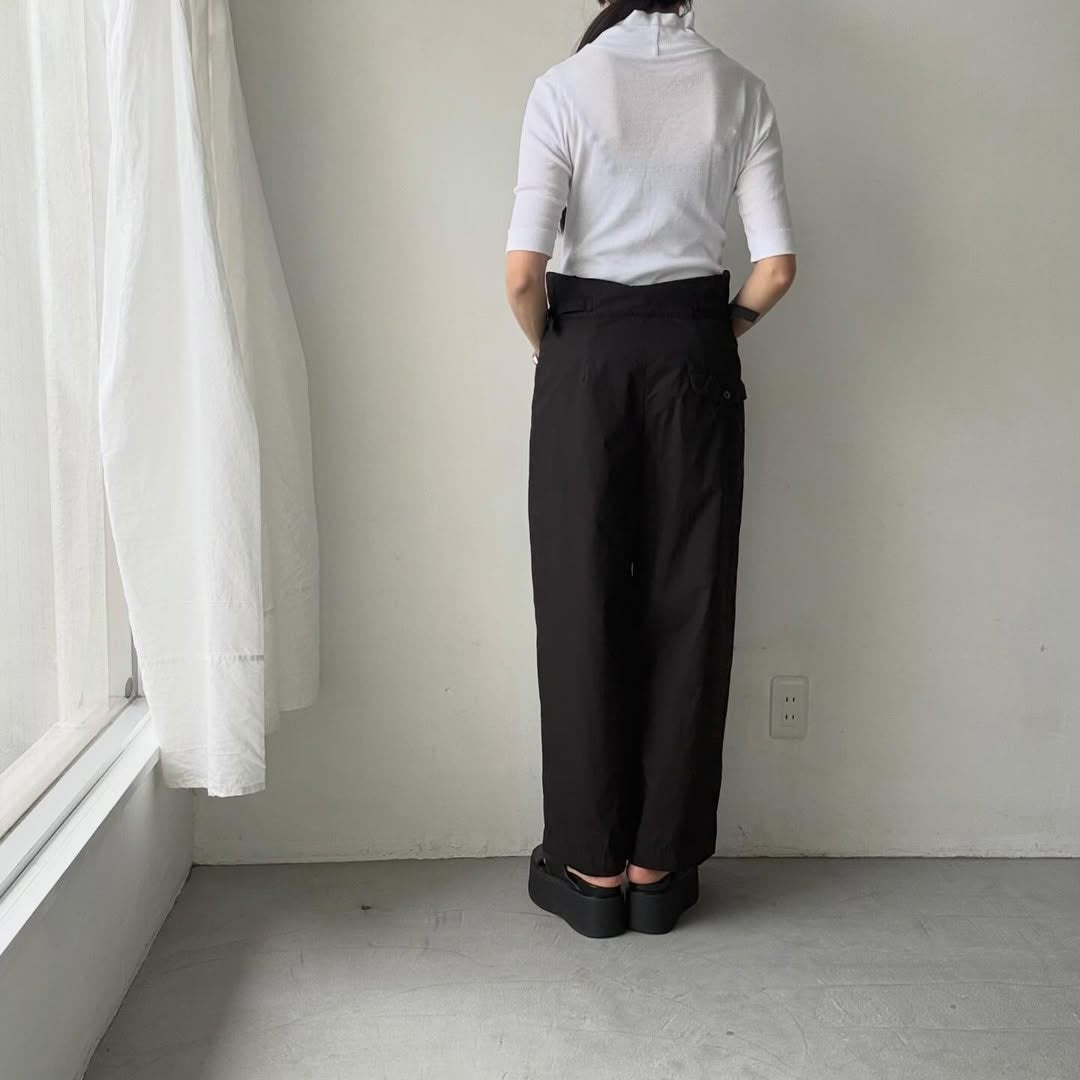 ゴーシュ  タイプライターサイドアジャストワイドパンツ