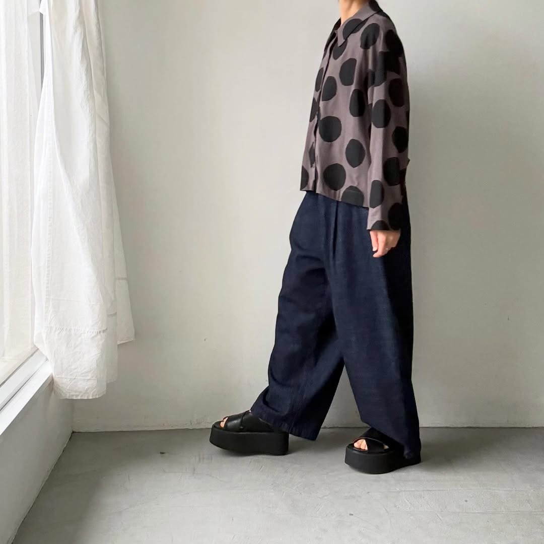 atelier naruse  コットンカットソー水玉ブラウス　ブラウン×ブラック