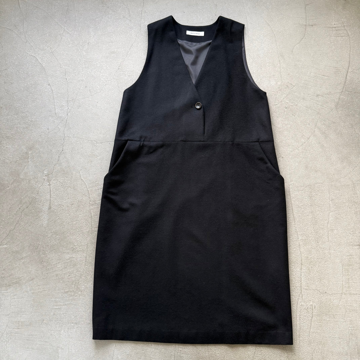 atelier naruse　コットンウールヘリンボンジャンパースカート