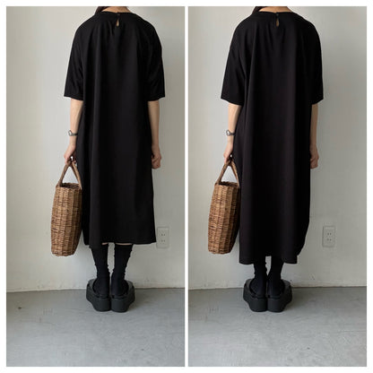 atelier naruse  コットンカットソーコクーンワンピース　ブラック