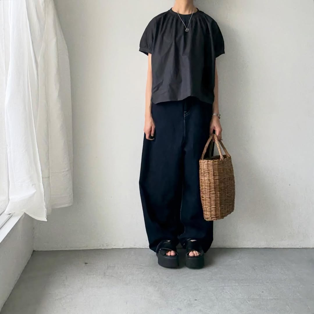 🟡週末入荷分予約受付中🟡cion  コットンシャーリングブラウス　　　ブラック