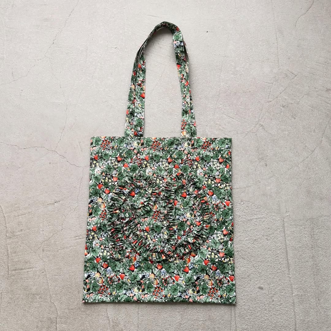 R&D.M.Co  ワイルドベリーフィールドローンフリルデコレーショントートバッグ