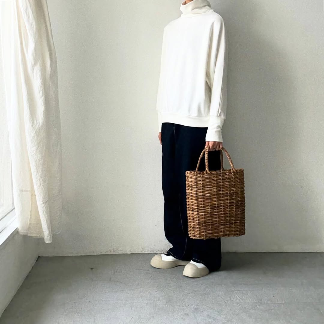 Linenya  コットンハイネックプルオーバー　ホワイト