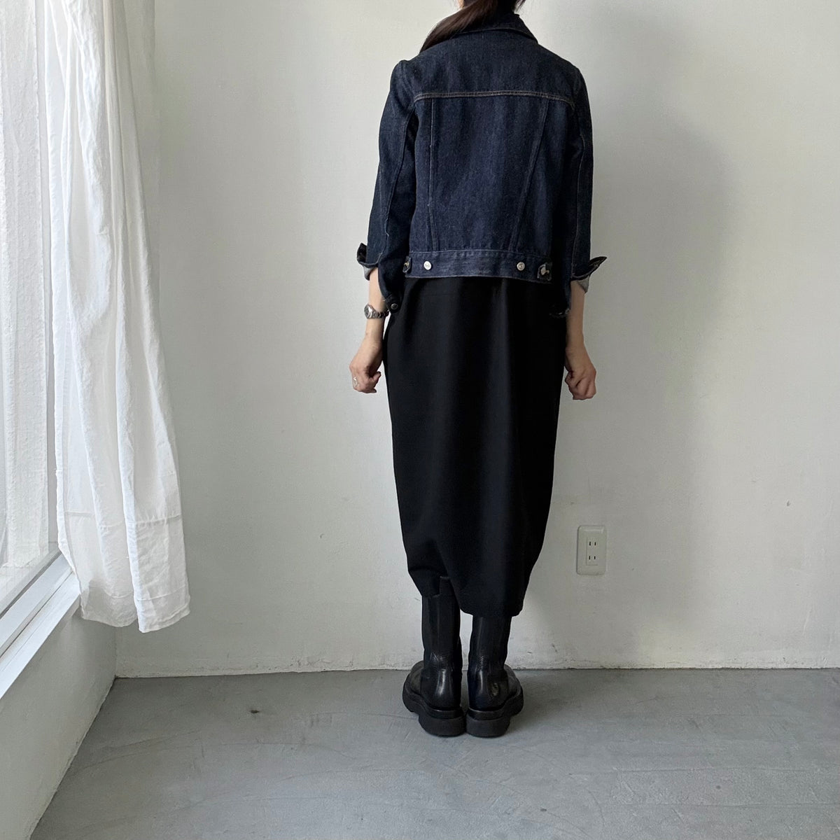 atelier naruse　コットンウールヘリンボンジャンパースカート