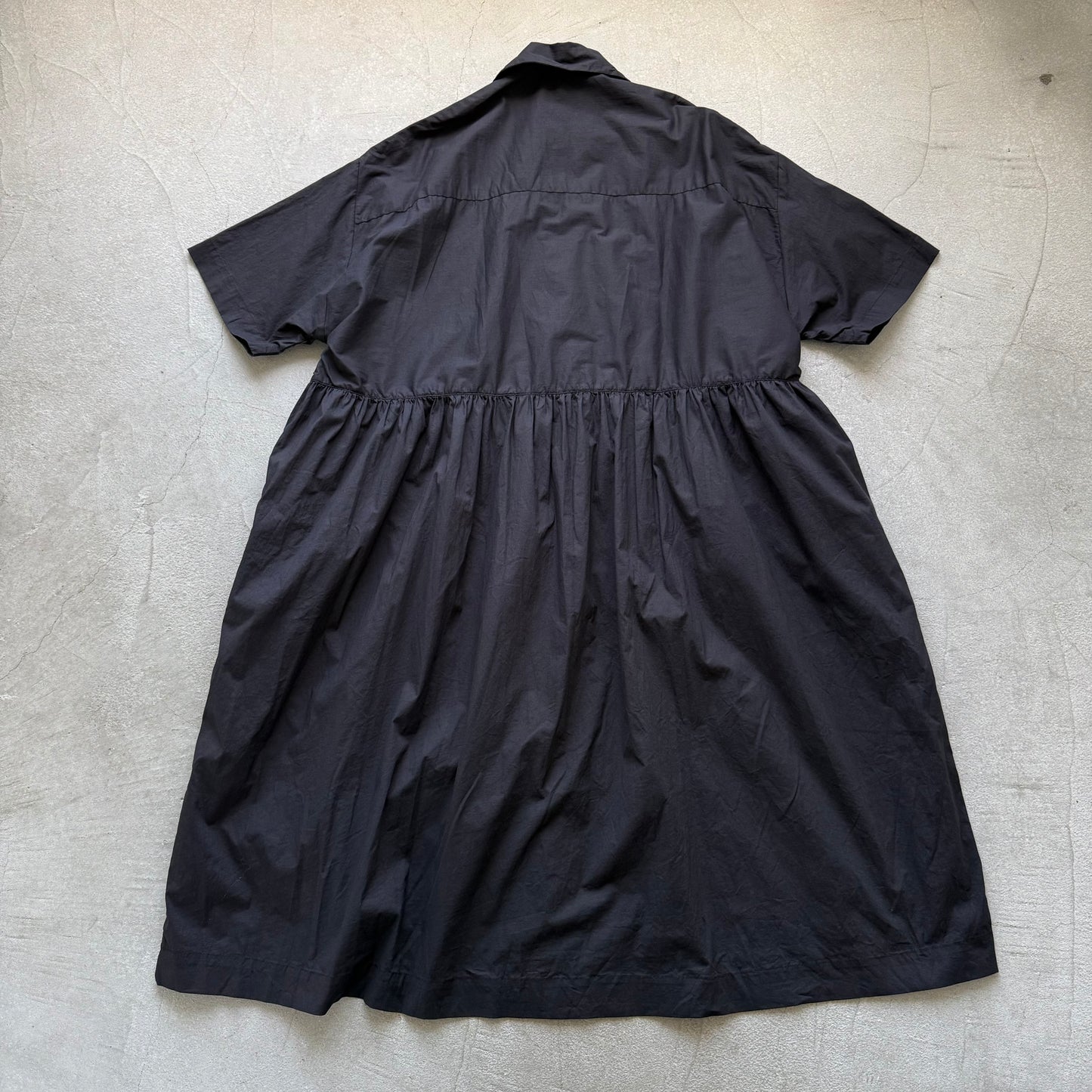 jujudhau  ハーフスリーブドレス