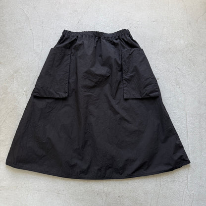 R&D.M.Co 　シュリンクコットンガーメントダイポケットスカート　ブラック