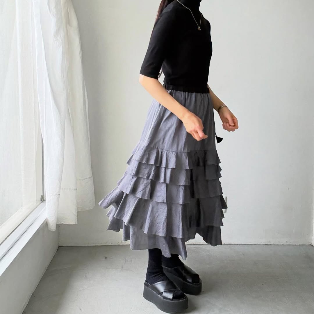 MAGALI コットンシルクブレイドティアードスカート　グレー
