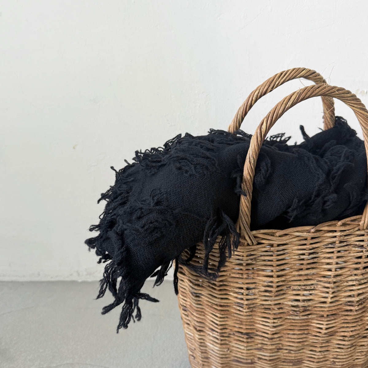 homspun ラムフリンジストール　ブラック