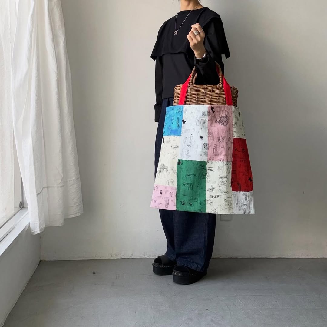 R&D.M.Co  モザイクグラフィティトートバッグ　マルチ