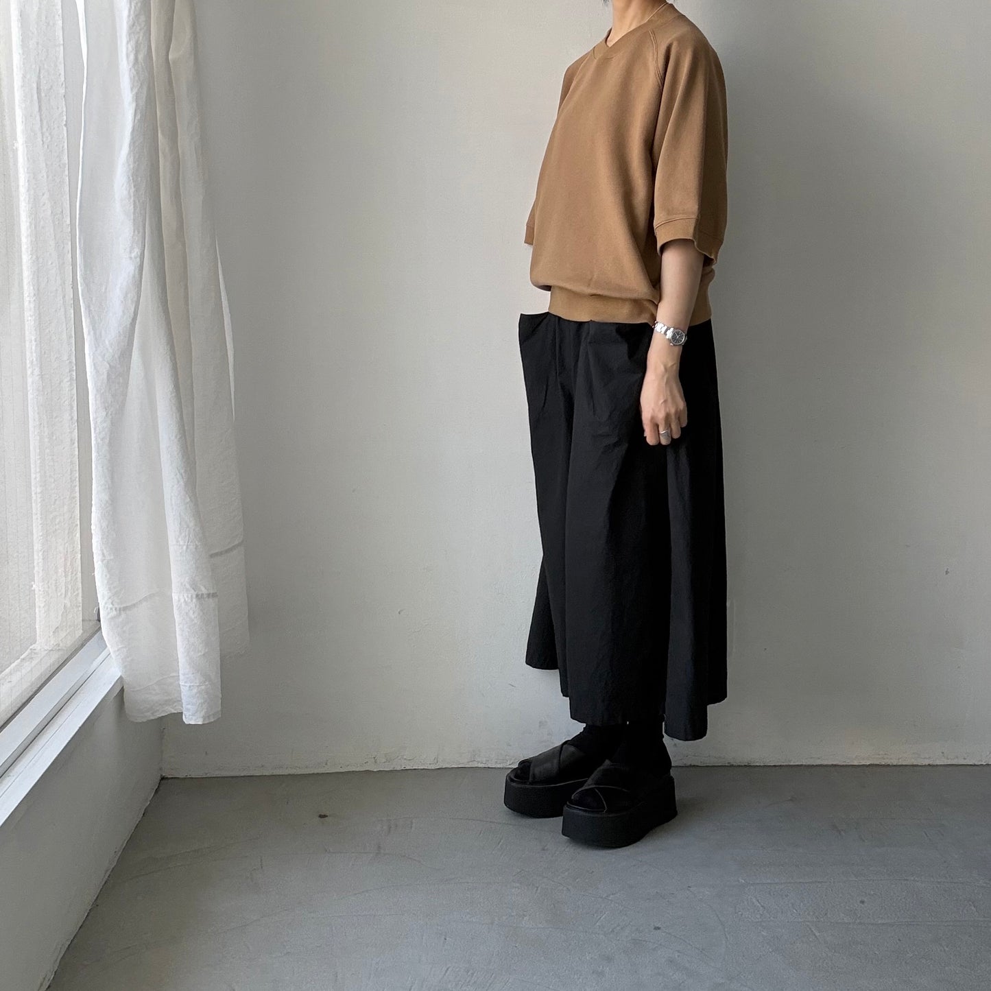 atelier naruse  コットン半袖スウェットシャツ　キャメル