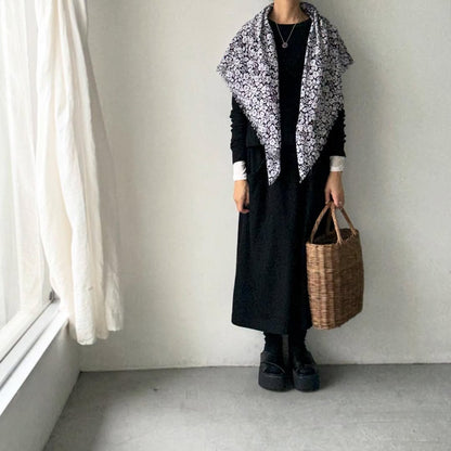 R&D.M.Co  ワイルドベリーガーゼショール　ブラック×ホワイト